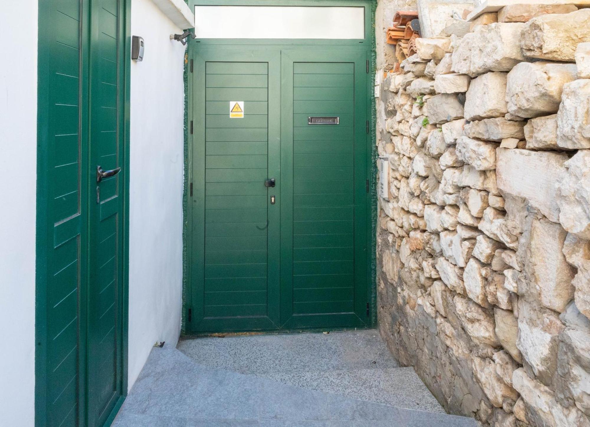 Guest House Ivona Split Exterior photo